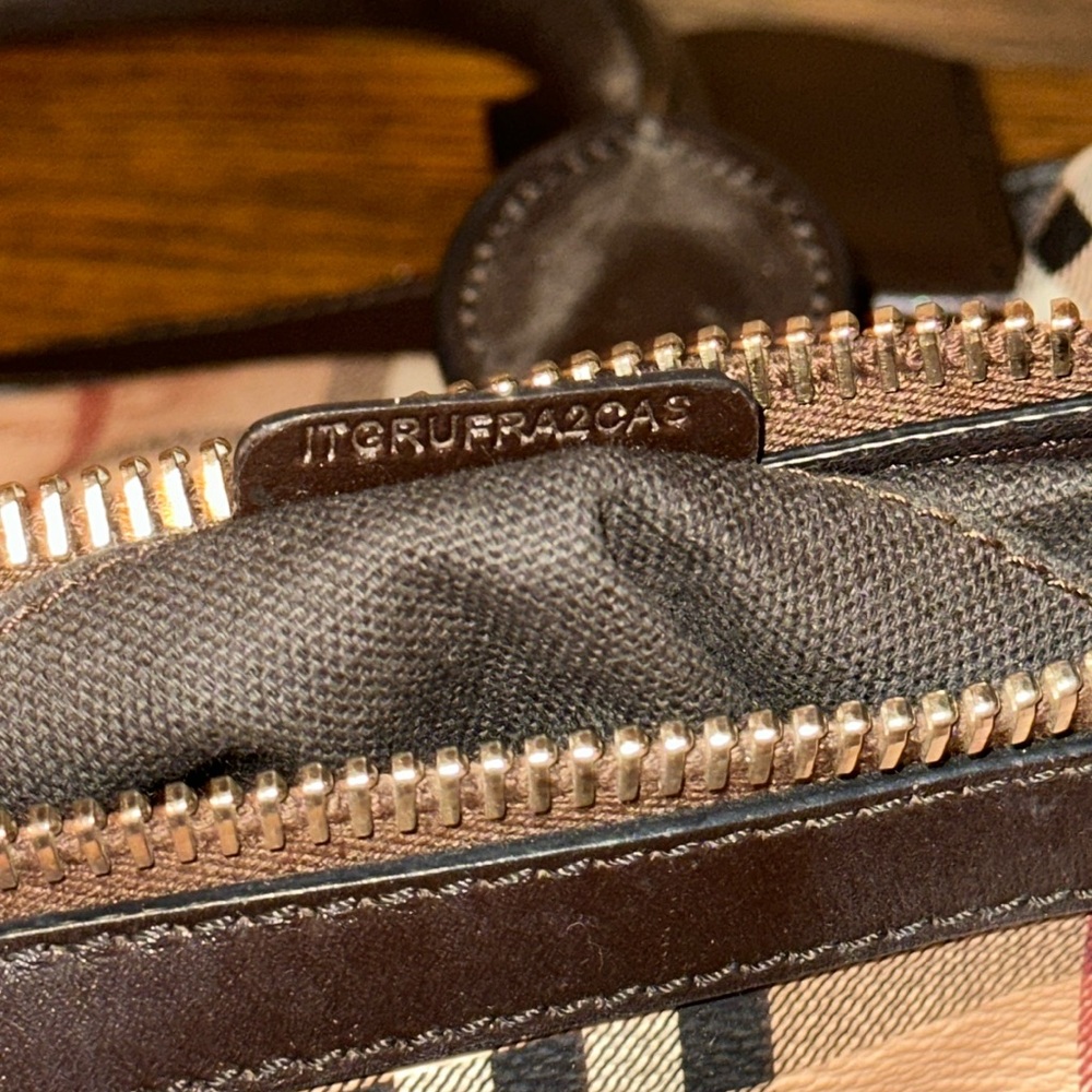 BURBERRY HAYMARKET CHECK GLADSTONE TOTE - Picture 10 of 16